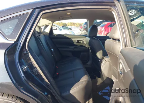 2018 Nissan Altima 2.5 Sl z USA, uszkodzony, nr VIN 1N4AL3AP4JC145184